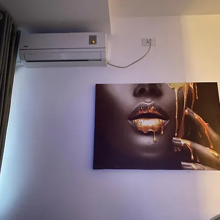 Eric Apartment